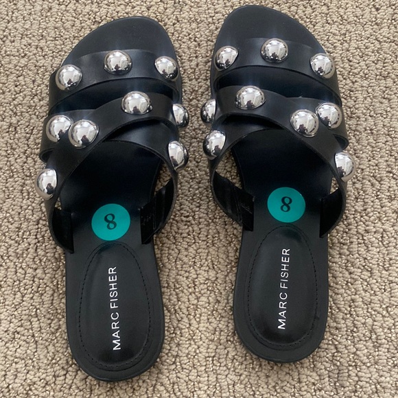 Shoes - Marc Fisher Size 8 Sandals